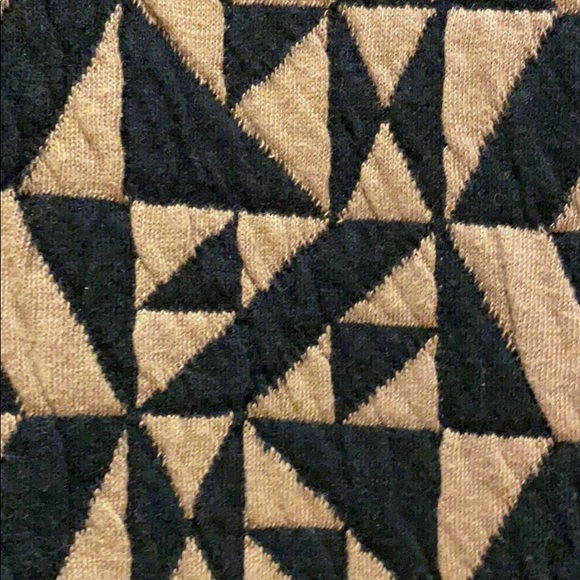 Geometric tee from Anthro - Picture 3 of 4